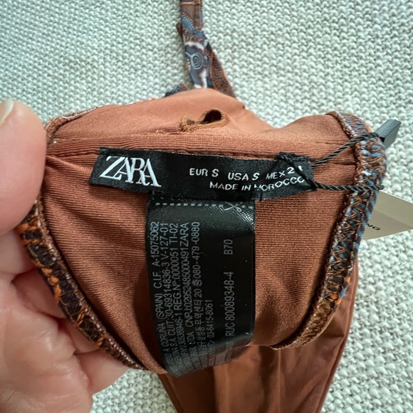 Two piece swimsuit - Picture 4 of 4